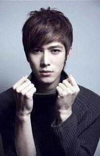 最帅的男明星是谁,谁是最帅男明星的风采瞬间