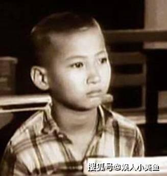 洪金宝小时候照片,从青涩少年到功夫巨星