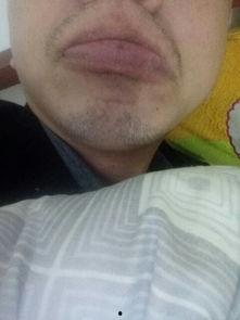 嘴唇长痣搞笑,揭秘嘴唇长痣的搞笑人生！